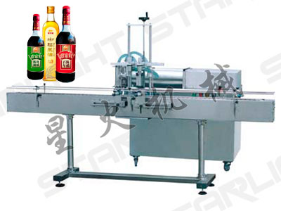 全自動醬醋油灌裝機(jī)